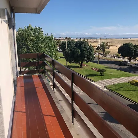 Casa Da Com Tres Quartos - Figueira Foz *